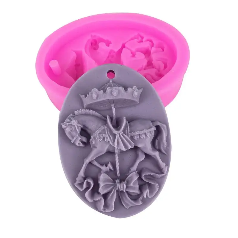 Carousel Silicone Mold Horse Cake Lace Decoration DIY Design Chocolate Pastry Dessert Fondant Mold Resin Kitchen Tool For Baking