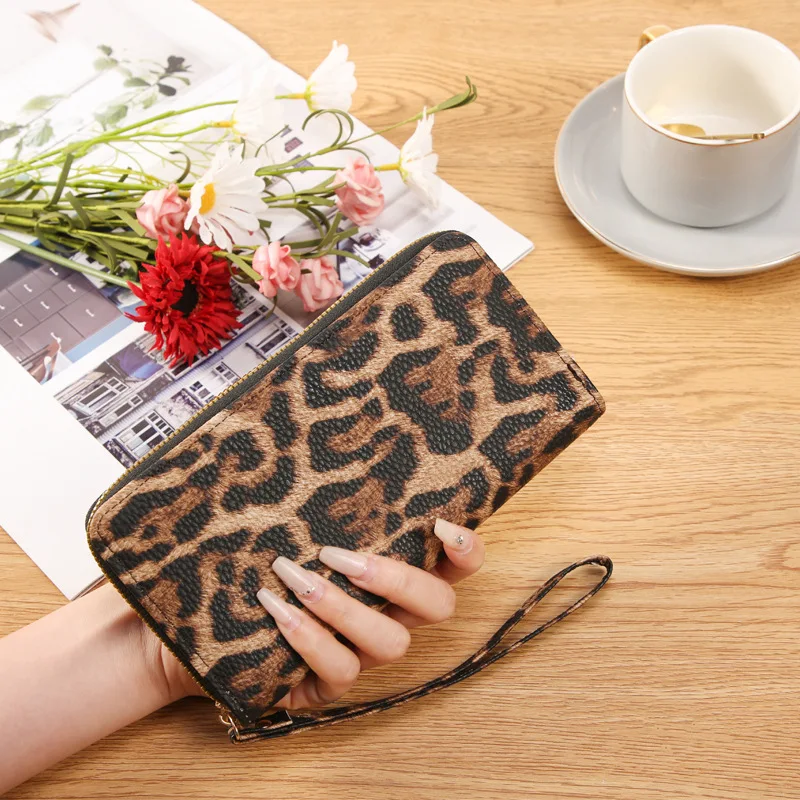 PU leather ladies' long wallet with leopard print, large-capacity multi-functional mobile phone storage wrist wallet