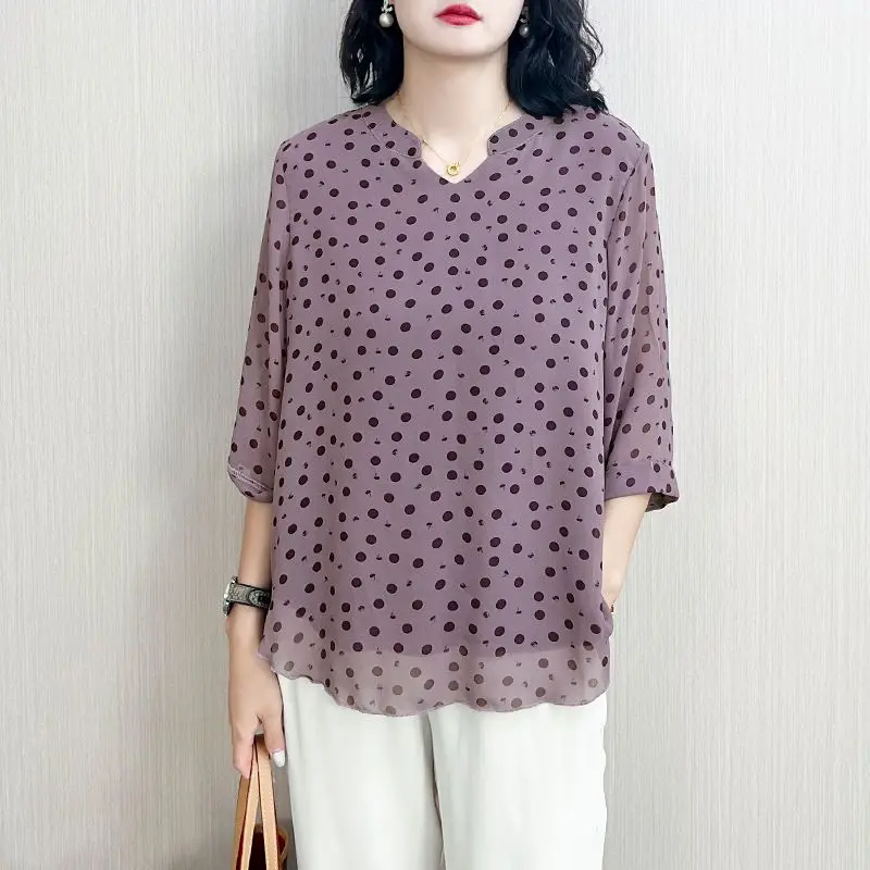 

Korean Temperament Summer New Women's V-neck Polka Dot Simplicity Fashion Versatile Three Quarter Loose Chiffon Shirt Tops