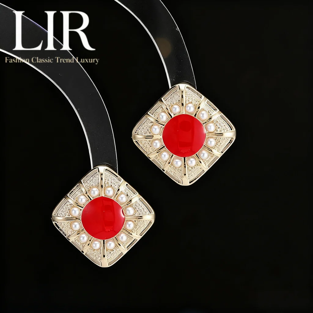 Lir Women's Earring…