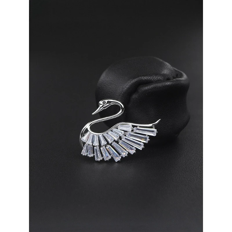 

Real Platinum Plated High-end Swan Brooch High-end Temperament Brooch Anti-light Pin Badge Women's Suit Accessories