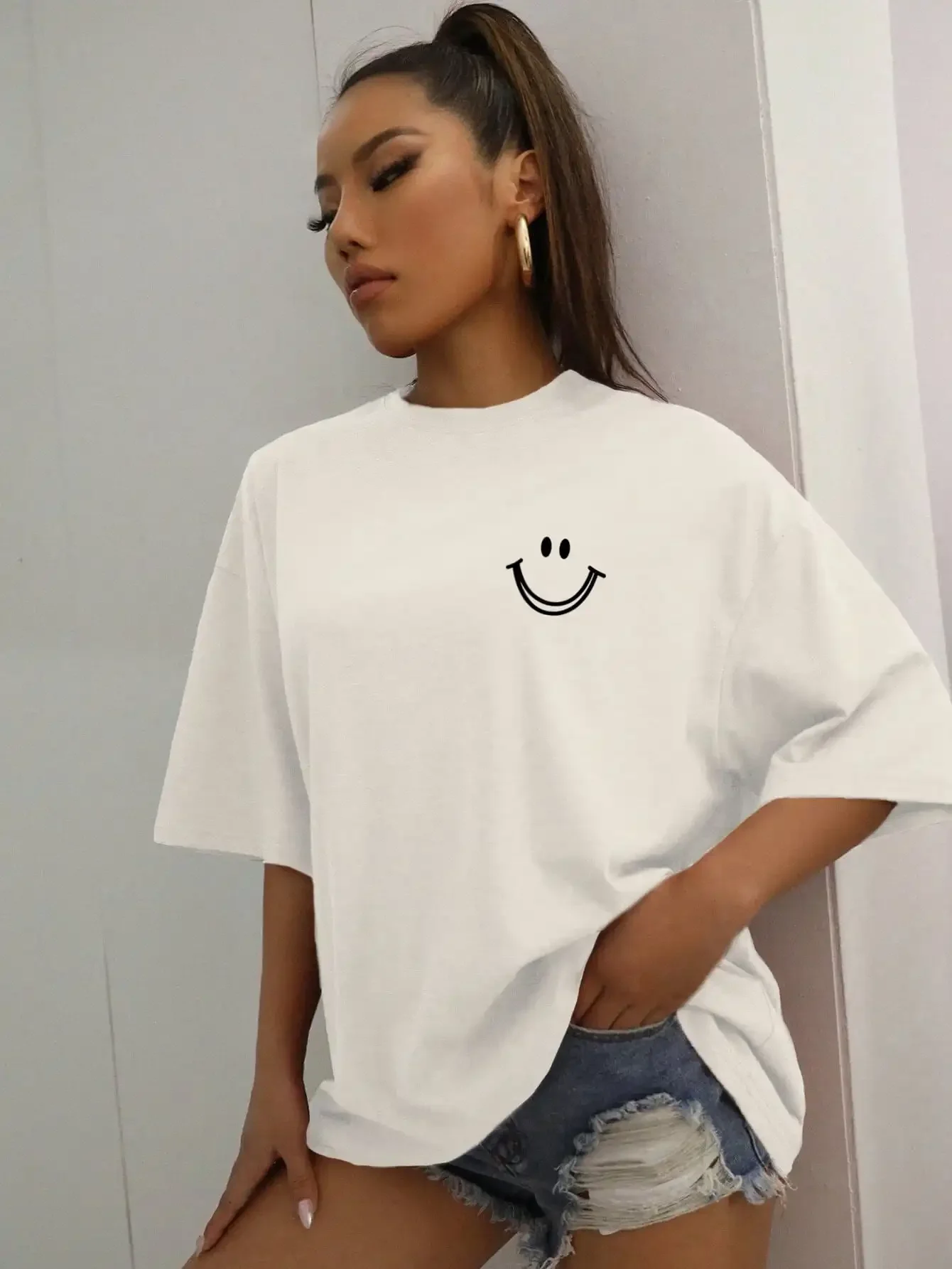 

Happy Expression Printed Womens Cotton Short Sleeve Street Hip Hop Tee Clothing All-math Breathable Tops Crewneck Woman T-Shirts