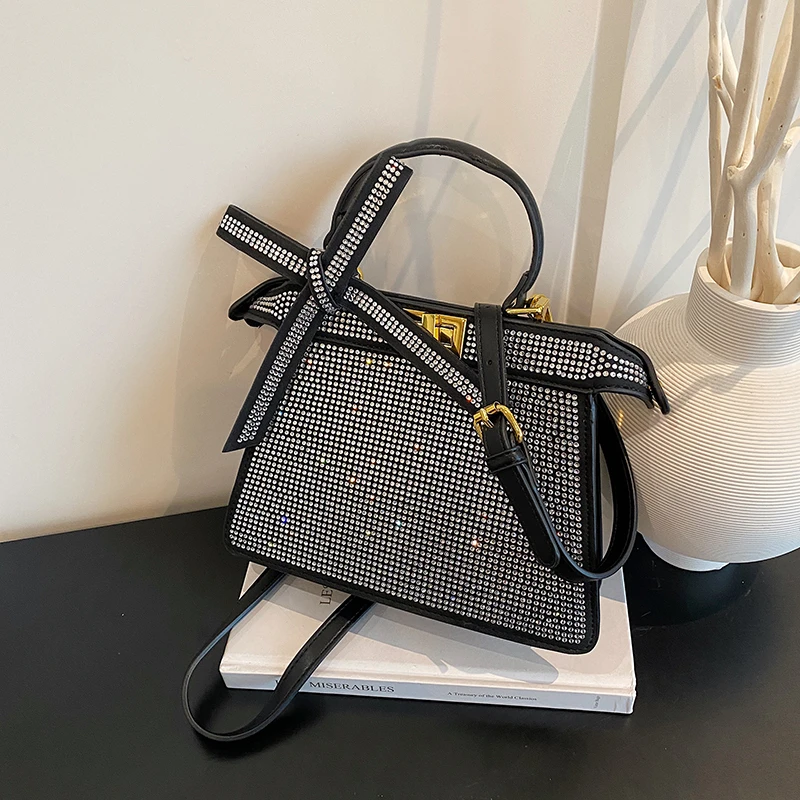 

Знаменитая дизайнерская элегантная женская сумка, кожаный материал с шикарным прикосновением, большая сумка идеально подходит для особых мероприятий