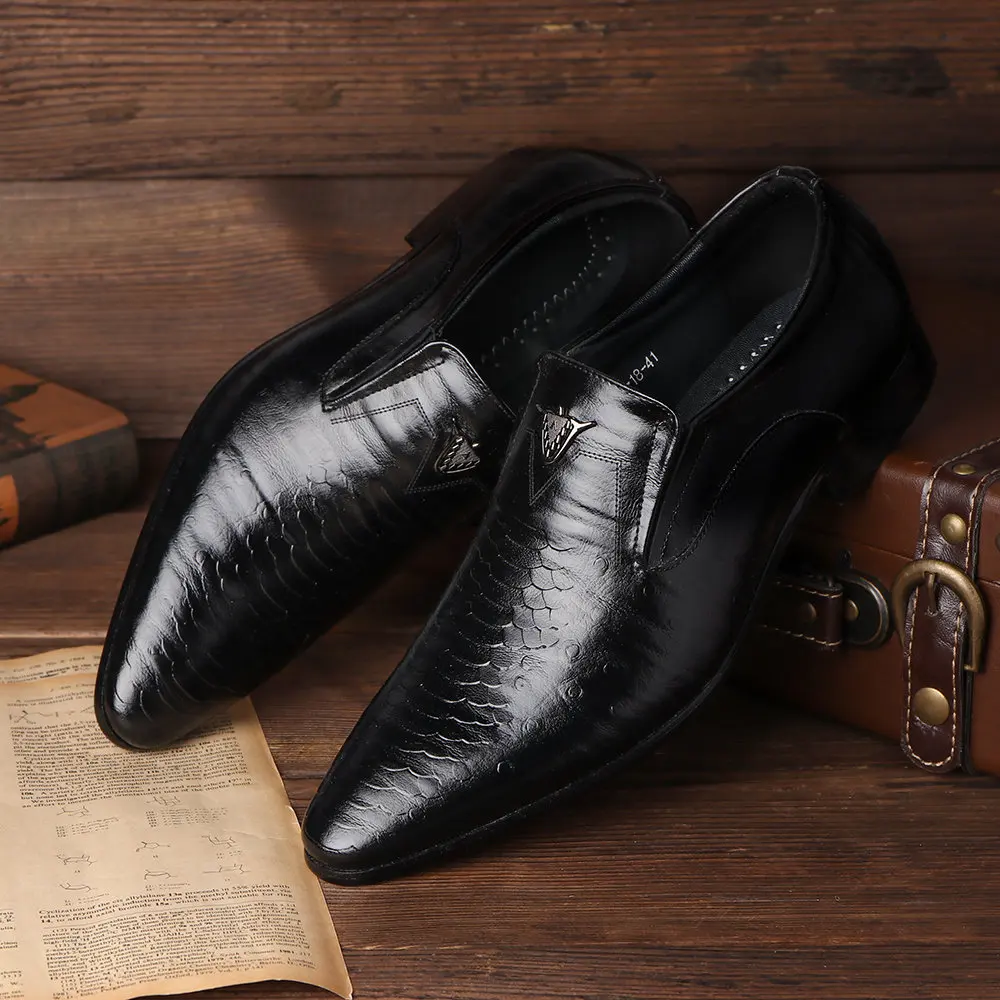 Large Size Formal Leather Shoes Men Vintage Casual Slip on Oxfords Walking Business Office Footwear Zapatos De Hombre Elegantes