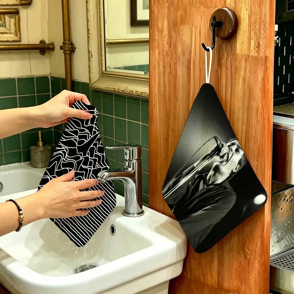 Vintage Band J-Joy D-Division Thickened Polyester Cotton Hanging Towel, High Absorbent Hand Wiping Towel for Indoor Use