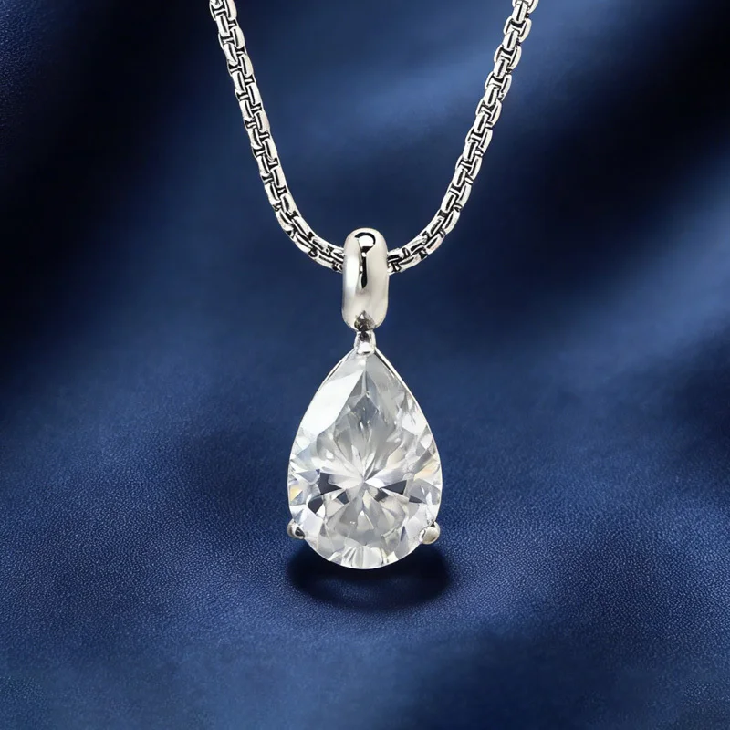 

1 шт. Классическое и блестящее ожерелье с подвеской в форме капли из синтетического муассанита весом 2,0 карата.