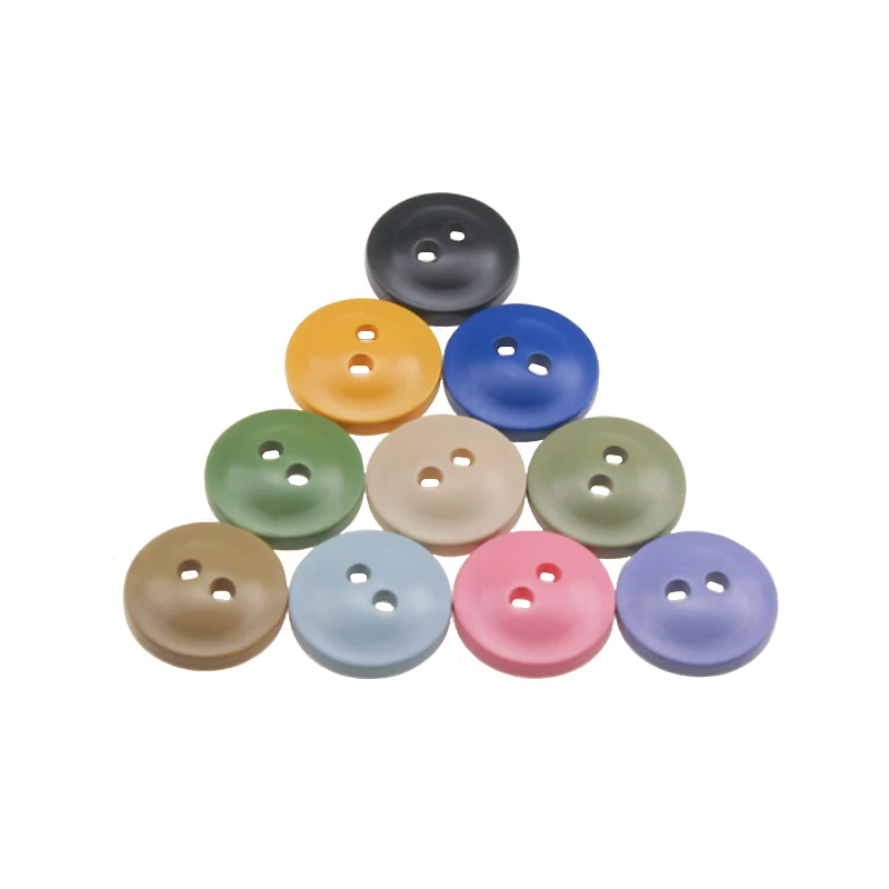 

20 шт./упак. круглые пуговицы из смолы с 2 отверстиями, 11,2 мм, подходят для детского творчества, ручной росписи, рукоделия, шитья, аксессуары для одежды