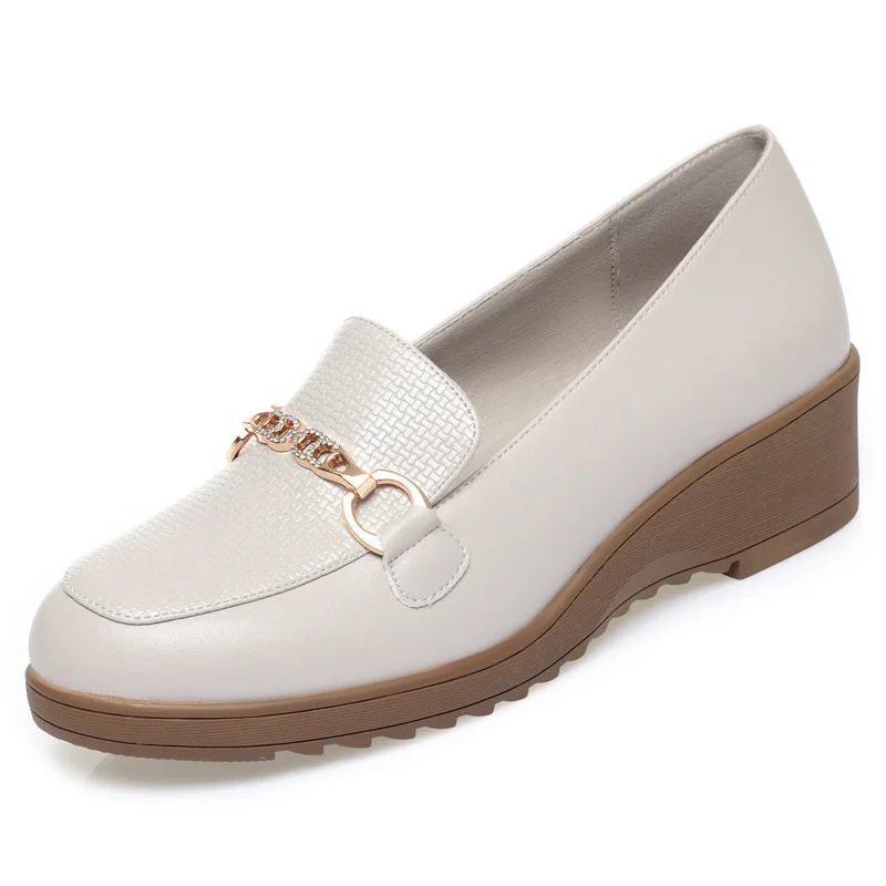 Mocassini da donna primavera estate scarpe basse altezza crescente calzature nere mocassini Slip-on scarpe Casual in morbida pelle con zeppa