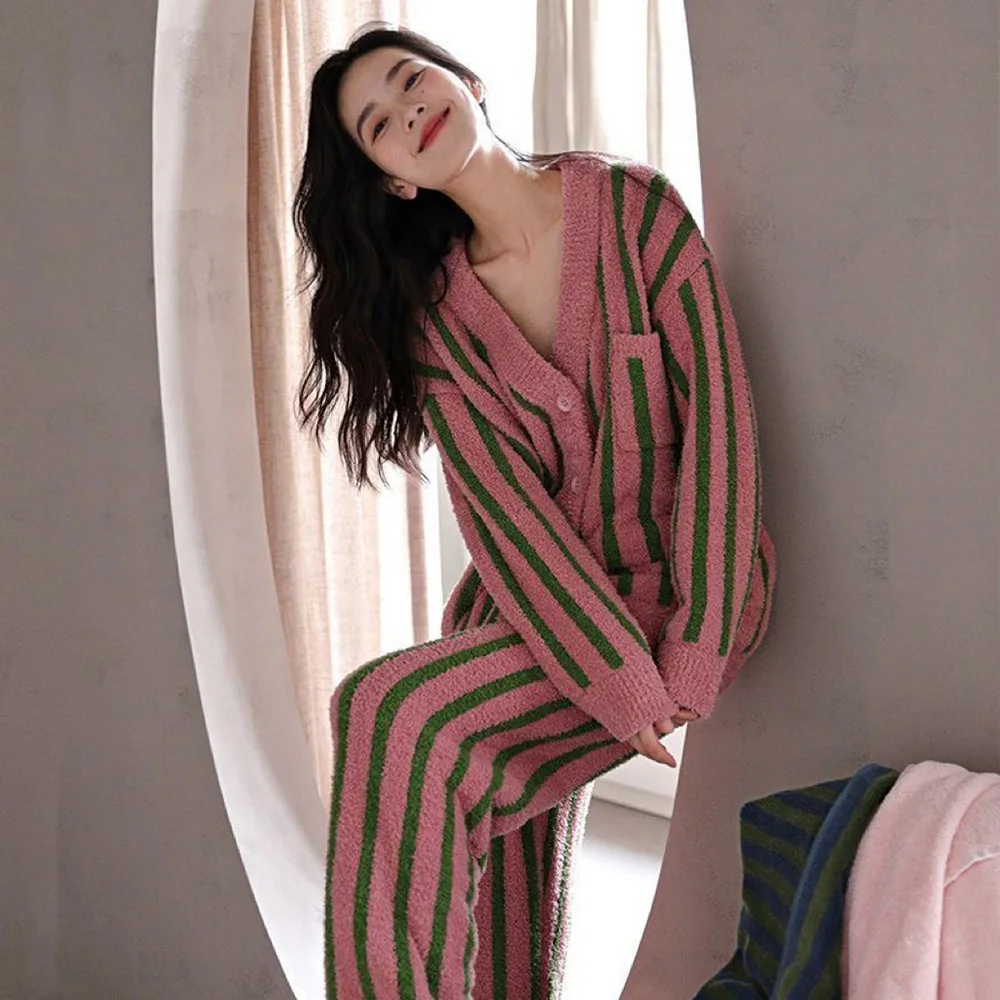 2023 New Cardigan V-Neck Coral Velvet Pajamas For Women Autumn Winter Thicken Warm Contrasting Striped Ladies Home Sleepwear Set