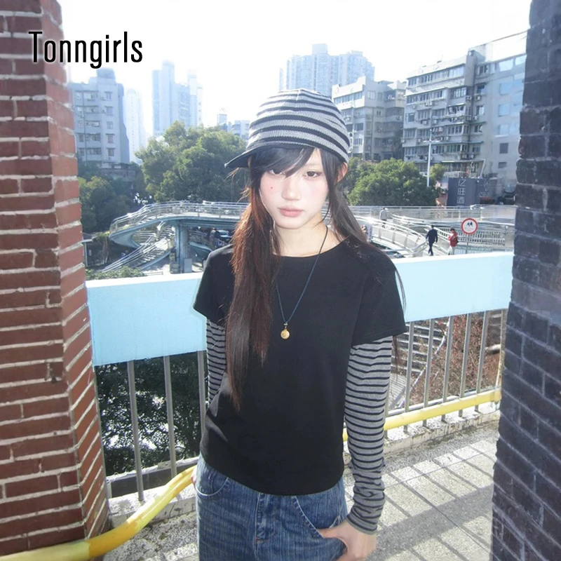 

Женская винтажная футболка Tonngirls Y2K с эффектом двухслойности, в стиле пэчворк, японский гранж, уличная одежда, американское ретро, топы 2000-х годов