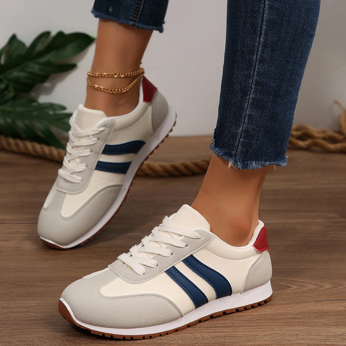 New Casual Shoes Fashion All-match Running Shoes Breathable Cloth Surface Lightweight Sports Women's Shoes Zapatos De Mujer view 2