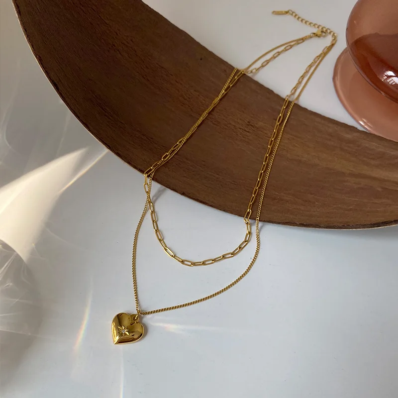 Titanium With 18K Gold Zircon Heart Charm Necklaces Women Jewelry Runway T Show Party Designer Gown Top Ins  Japan Korean Trendy