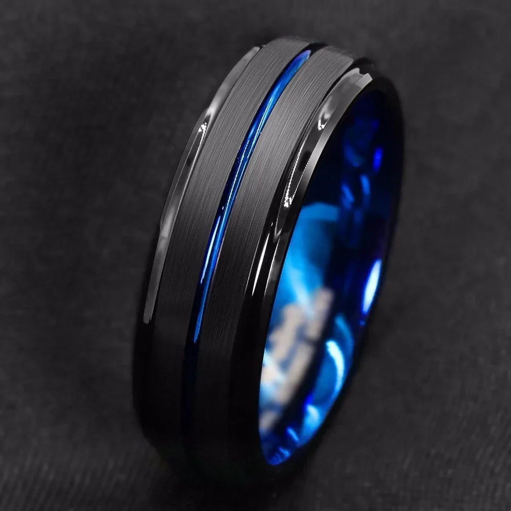 Anillo de titanio para hombre. Anillo de acero inoxidable con ranura interior en azul y negro de superficie. Resalce el temperamento ligero de lujo para hombre