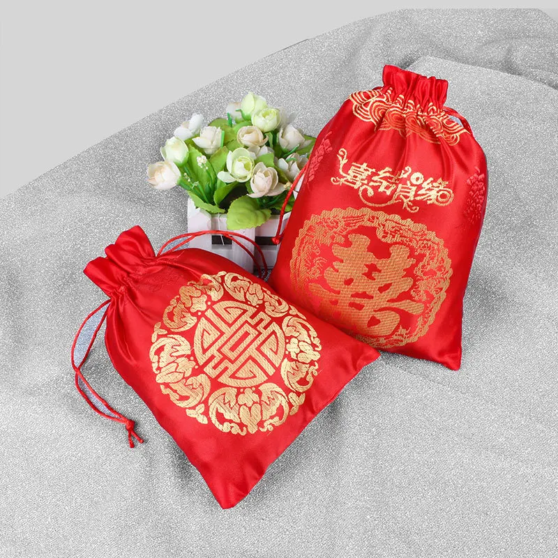 20pcs/lot Red Lucky Bag Drawstring Silk Bags Chinese Fu Embroidered Logo Brocade Pouches For New Year Christmas Gift Packaging