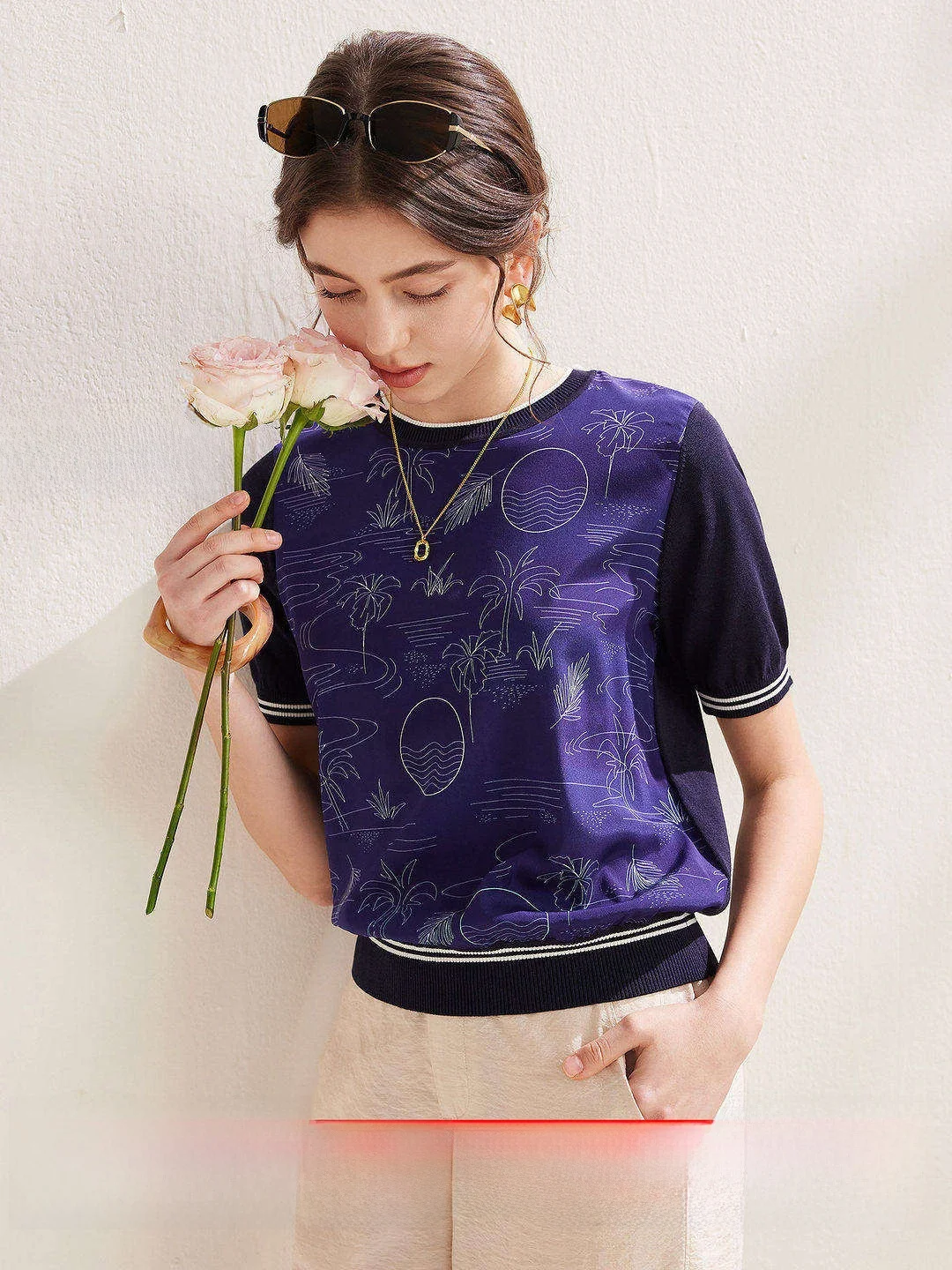 

Zhaojun, новинка весенне-летнего сезона: женская футболка с коротким рукавом из шелкового трикотажа с мультяшным принтом, модный топ с цветочным узором в повседневном стиле