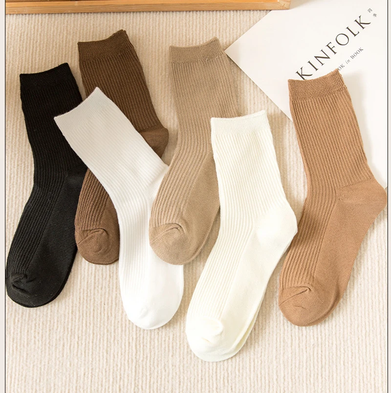 

Women Cotton Socks Fashion Style Khaki Casual Crew Socks Solid Candy Color Cute Socks for Girl Women Breathable Autumn Winter