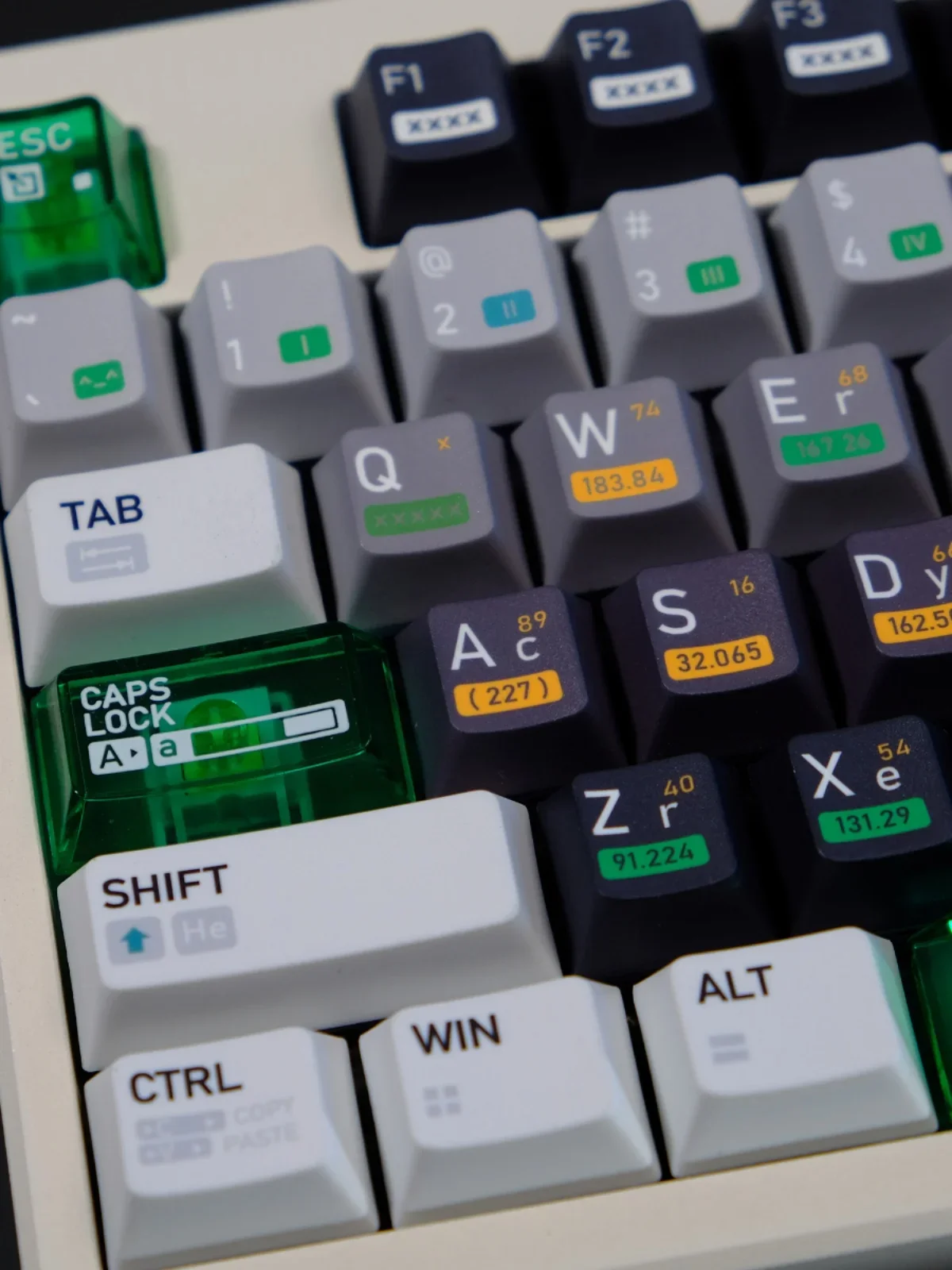 Love PBT + PC Sublimation Original Machinery Keycap Customization Full Set of Green Transparent Supplement