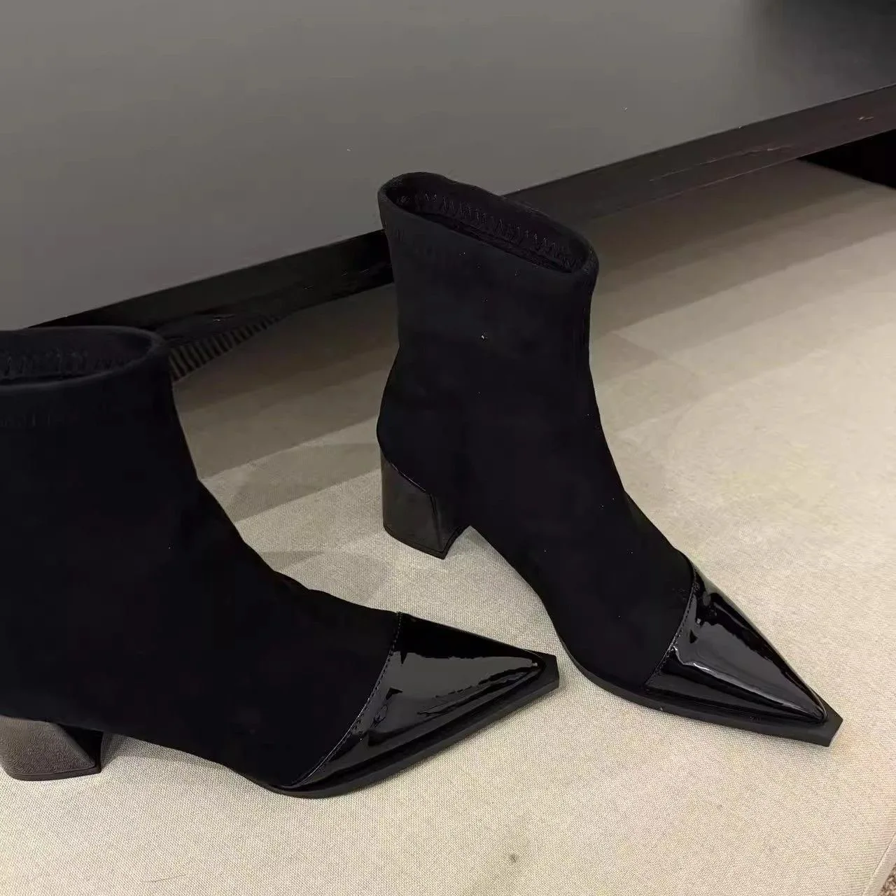 Casual Fashion Boots Pointed Toe High Heel Short Tube Thick Heel Stylish Booties Lightweight Short Boots for Young Women