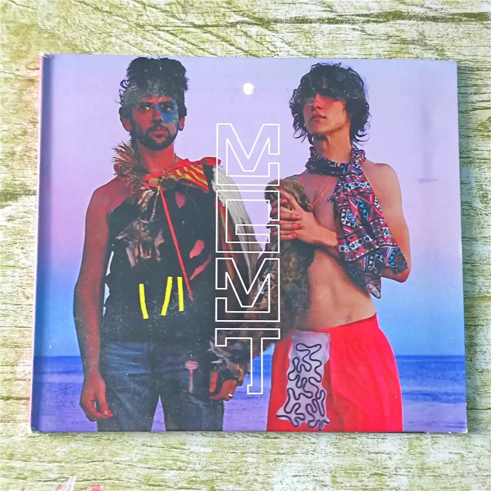 

CD MGMT Oracular Spectacular Дата выпуска: 2 октября 2007 года