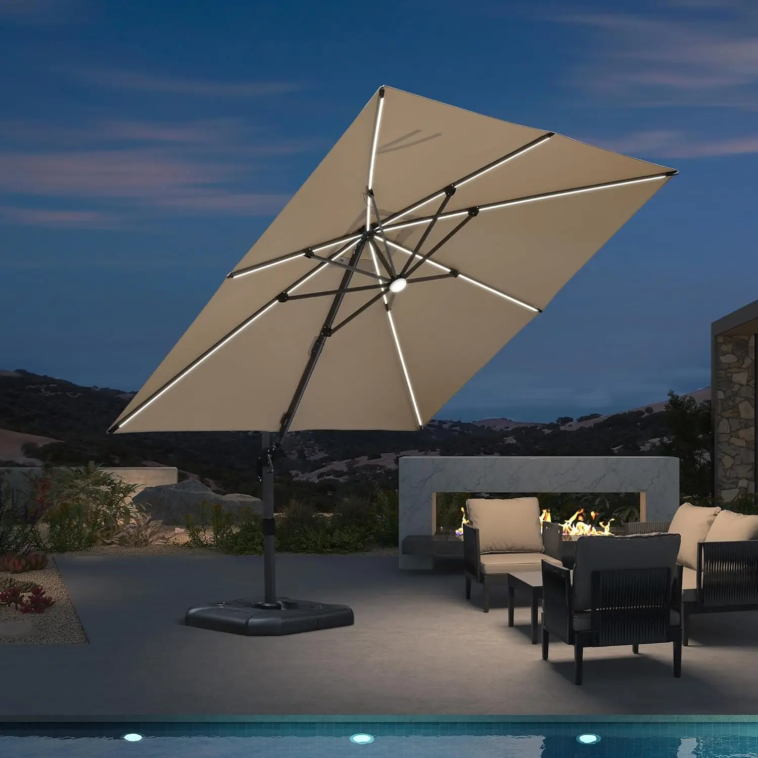 Guarda-chuva de pátio de 10 pés ao ar livre cantilever movido a energia solar LED guarda-chuva quadrado guarda-chuva offset de alumínio com rotação de 360 graus