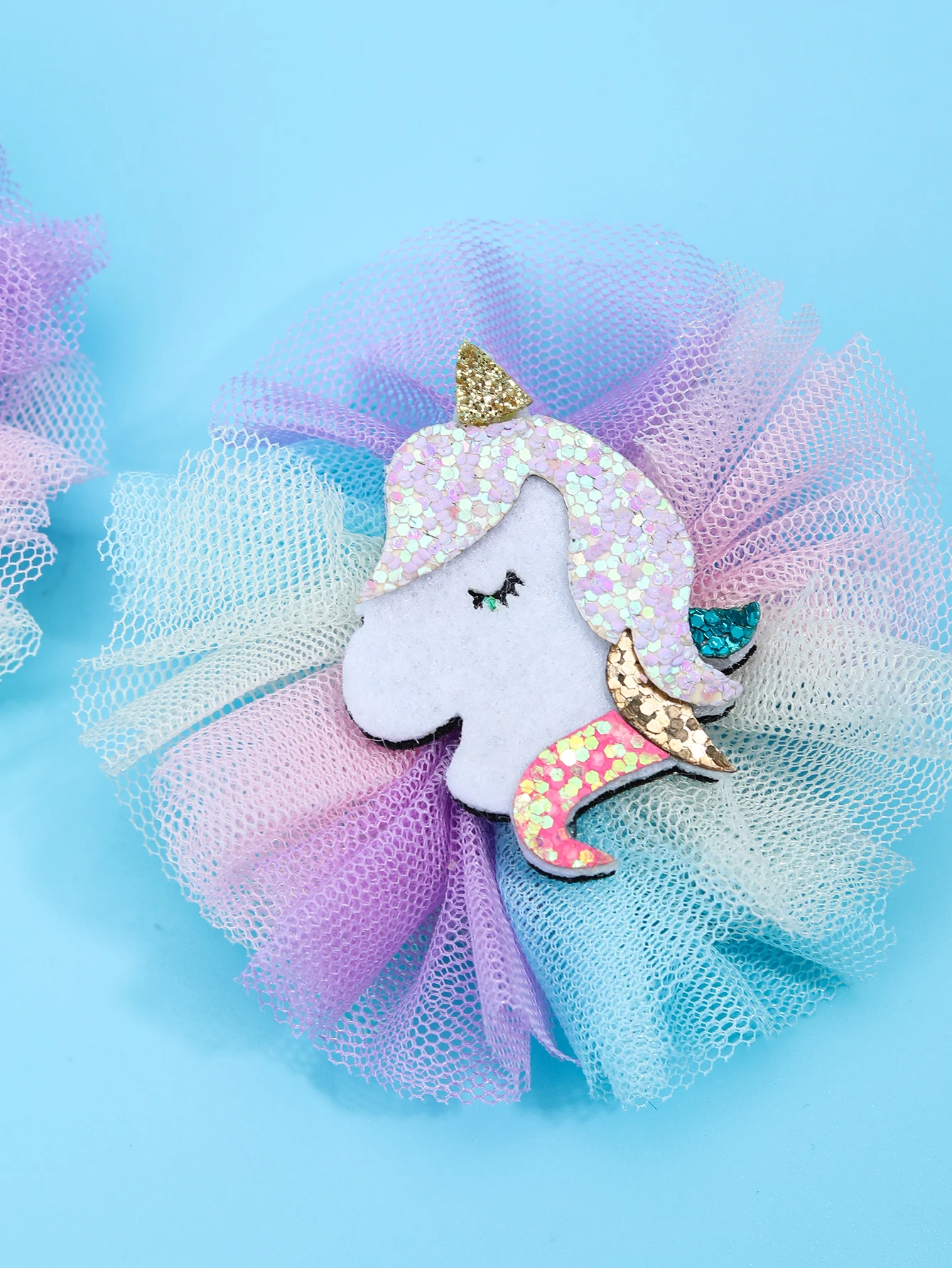 2pcs Sparkly Unicorn Hair Clips Girl Hair Accessoires Kids Headwear Perfect Holiday Gift for Girls Can Be Worn on Many Occasions