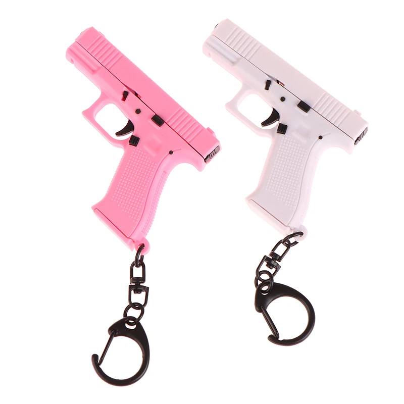 CS Revolver Model Keychain For Men Vintage Counter Strike Pistol Metal Pendant Key Ring Male Boys Fans Bag Car