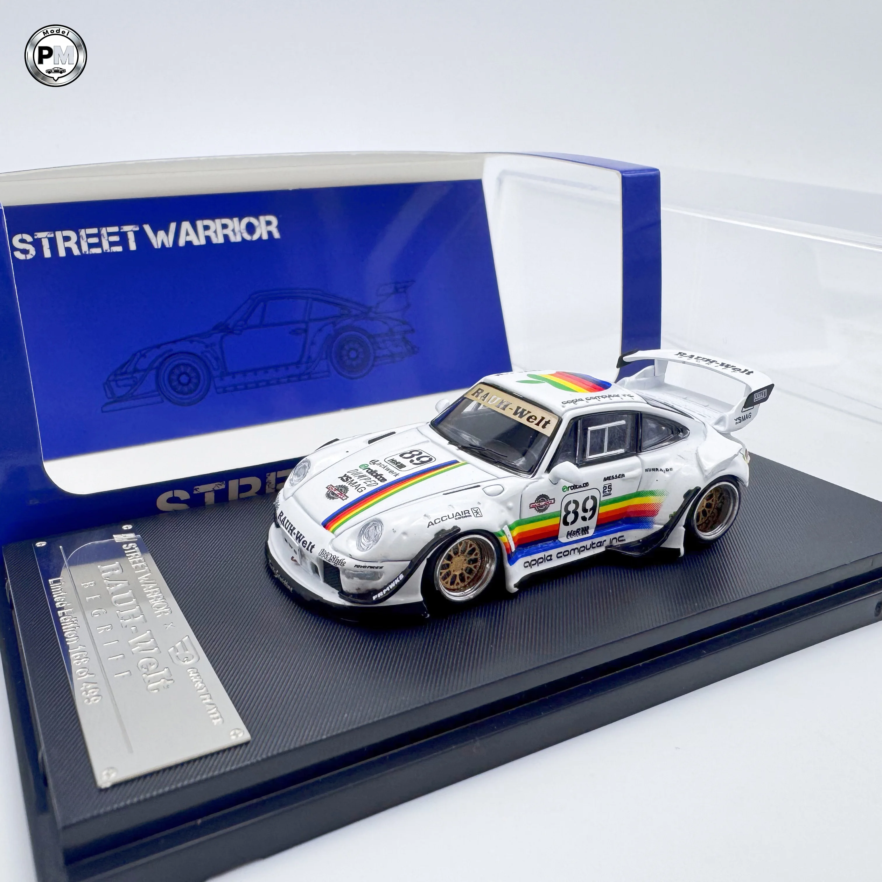

SW 1:64 RWB 993 Apple Paint Job Diecast Alloy Car Model Collection