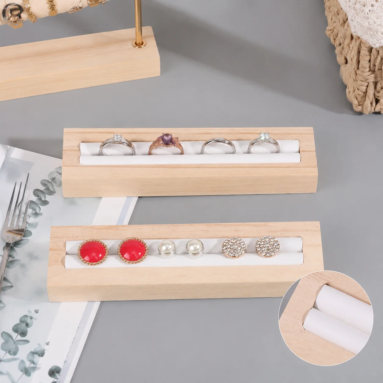 Natural Beech Wood Jewelry Storage Organizer Tray, Ventilated Desktop Holder for Small Earrings Rings Necklaces