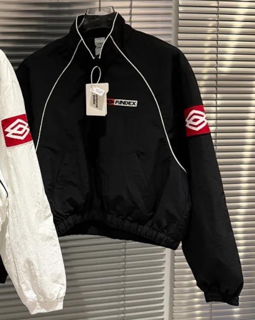 8652 Black Jacket