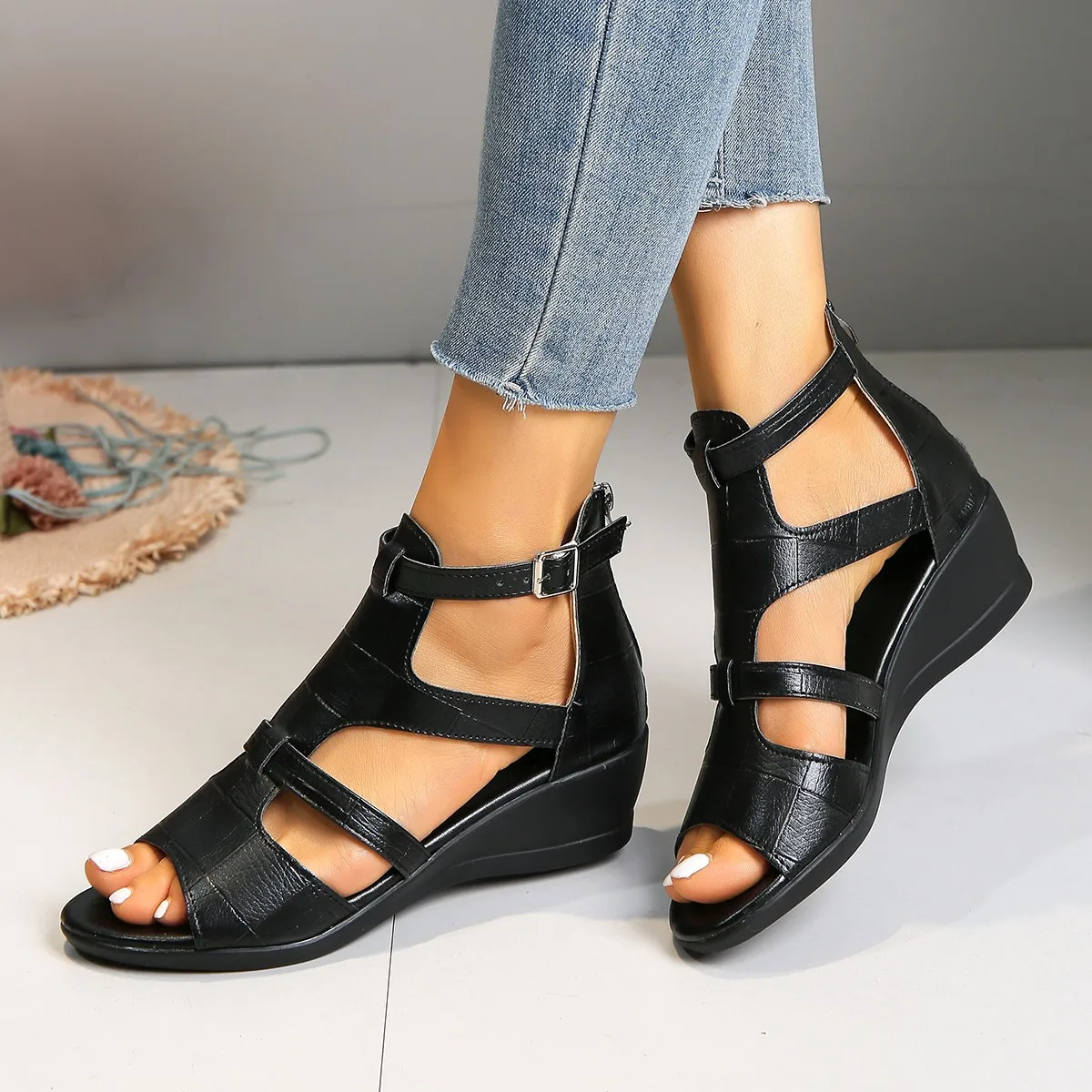 Plus Size 35-43 Shoes for Women Summer Fashion Women Wedges Comfortable Black Brown Sandals Zapatos De Mujer Platform Sandals