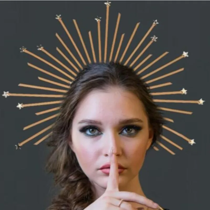 

Gold Sunburst Goddess Headband - Plastic Spikes with Star Accents for Women’s Halloween Cosplay (High Rating Hair Ornament)