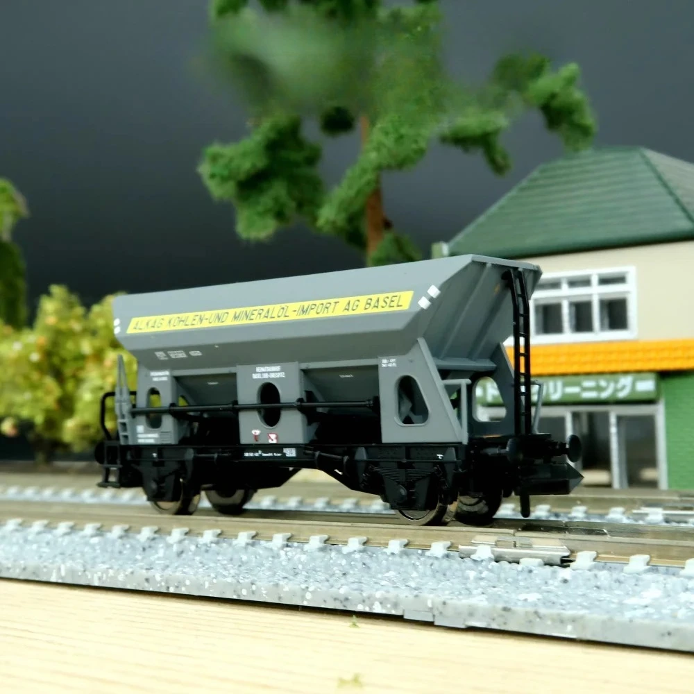 

Модель поезда N-типа 1/160, 830356, неэлектрифицированный грузовой вагон-хоппер для перевозки гравия, настольное украшение, игрушка для мальчика, подарок