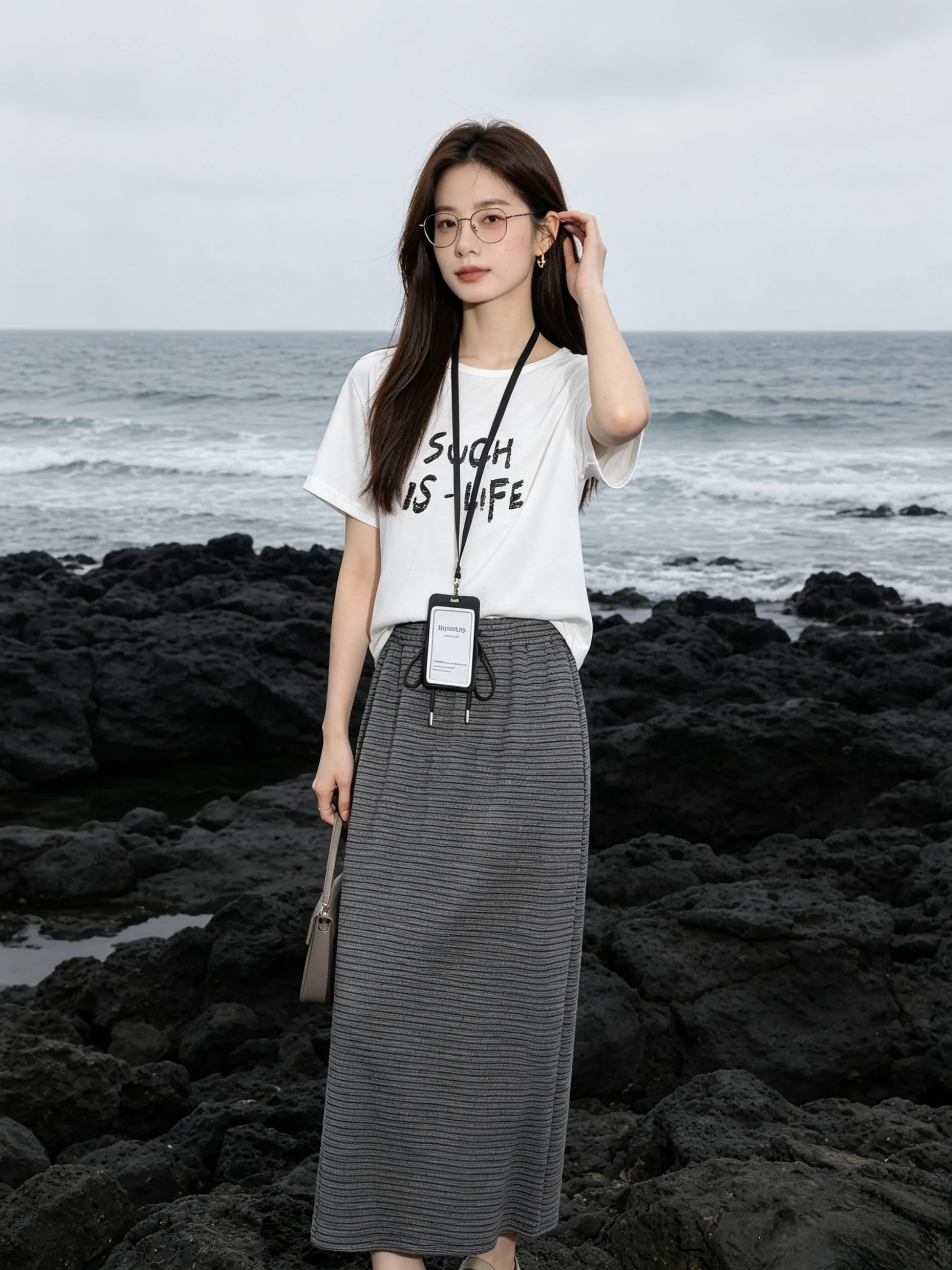 

Summer Skin-friendly Age-defying Design Hollow-out Print Short-sleeve T-shirt Stripe Slimming Half-length Skirt Set Casual Wear