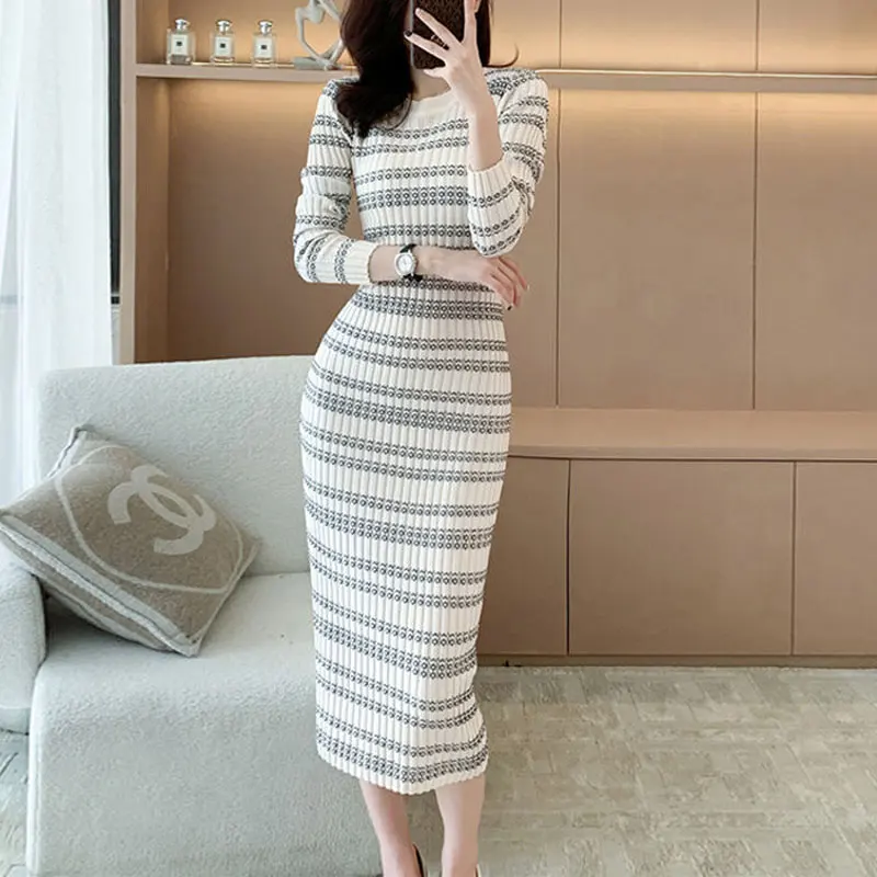 Women\'s Clothing Round Neck Knitted Midi Dress Elegant Slim Waist Spring Autumn Long Sleeve Chic Vintage Striped Bag Hip Dresses