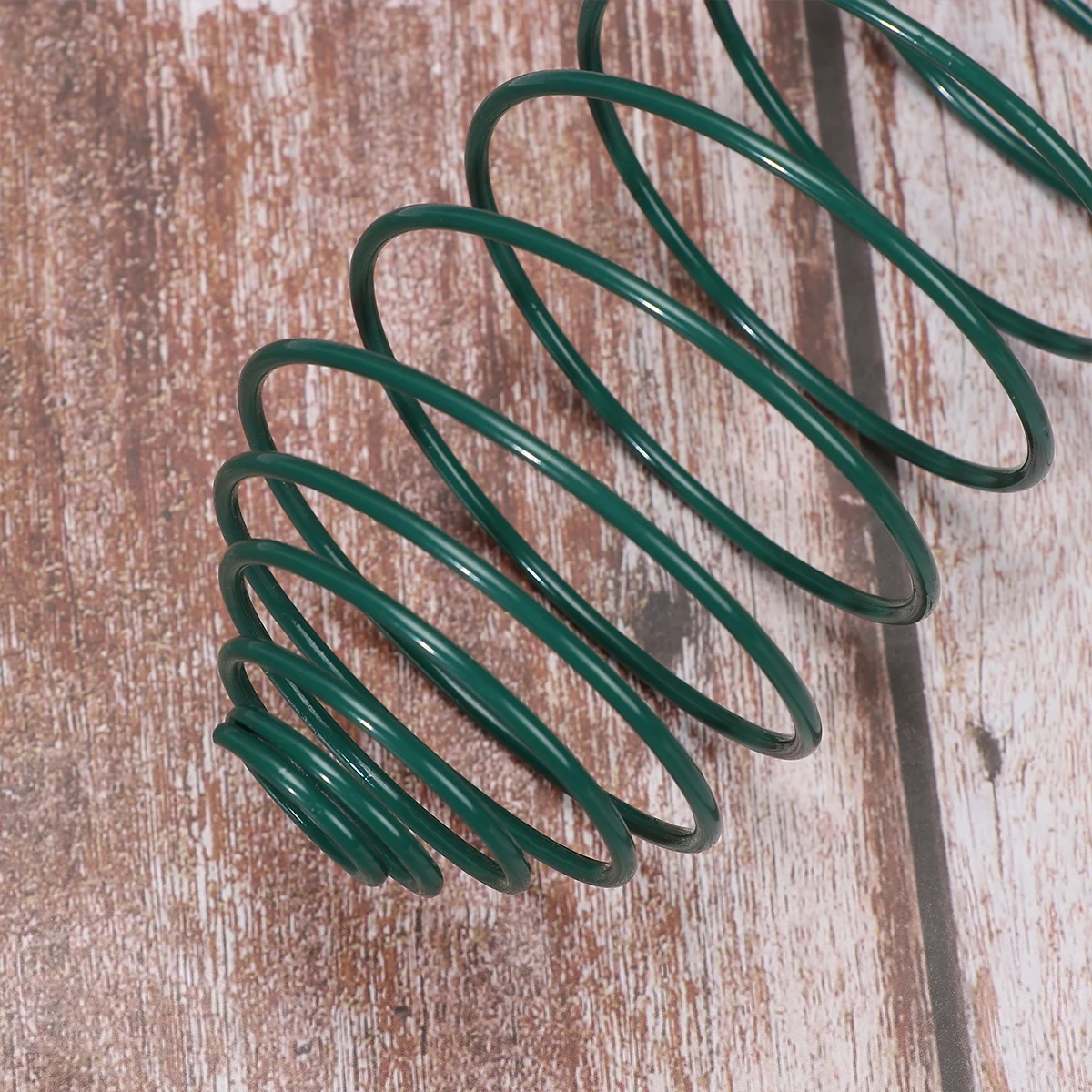 

Dark Green Birds Food Holder Spring Metal Ball Feeder for Woodpeckers Nuthatches Chickadees Easy Cleaning Weatherproof