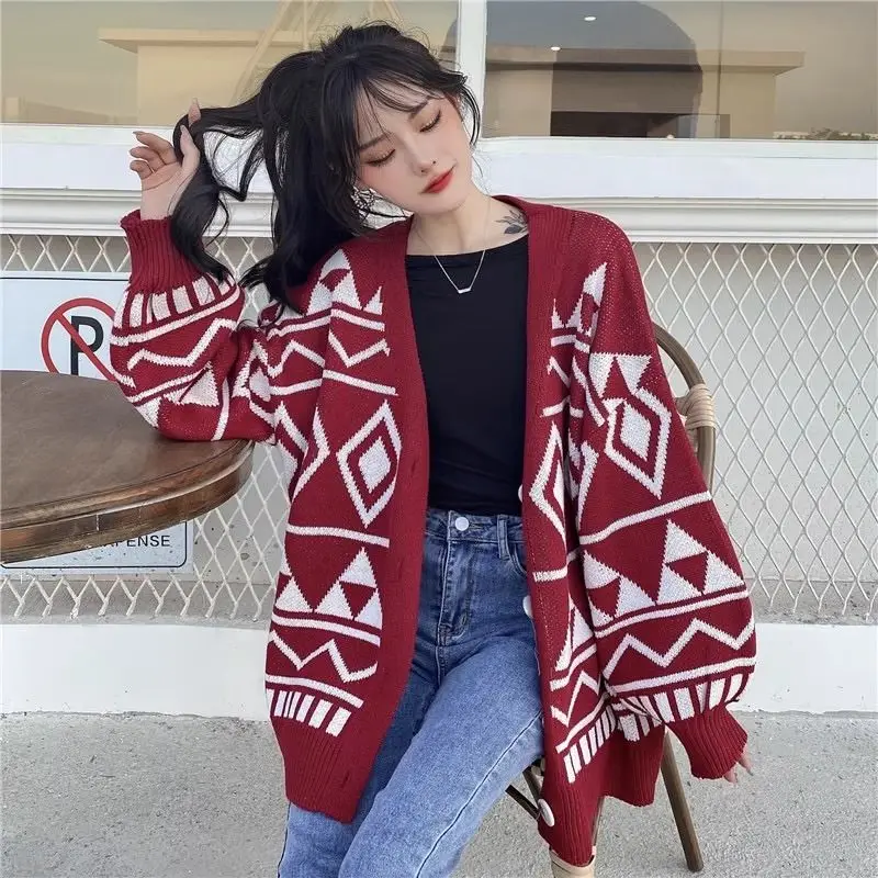 เสื้อคาร์ดิแกนไหมพรมถักสำหรับผู้หญิง คุณภาพพรีเมียม ไม่เป็นขุย แขนยาว คอวี ความยาวปกติ สำหรับฤดูใบไม้ร่วงและฤดูหนาว รุ่นใหม่จากตงกวน D...