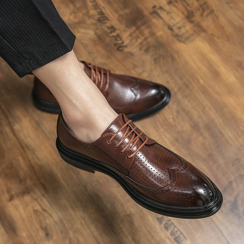 

New Summer Men Hollow Out Casual Business Shoes Breathable Height Increasing Youthful and Fashionable Lightweight Formal Shoes