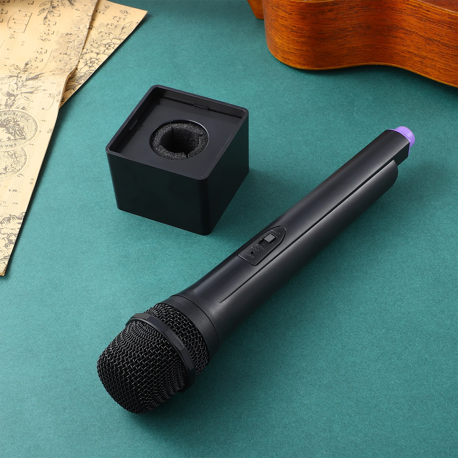 

Fake Microphone Toy Prop Simulation Pretend Play Stage Performance Kids Toddler Plastic Material Square Flag Station Small Size