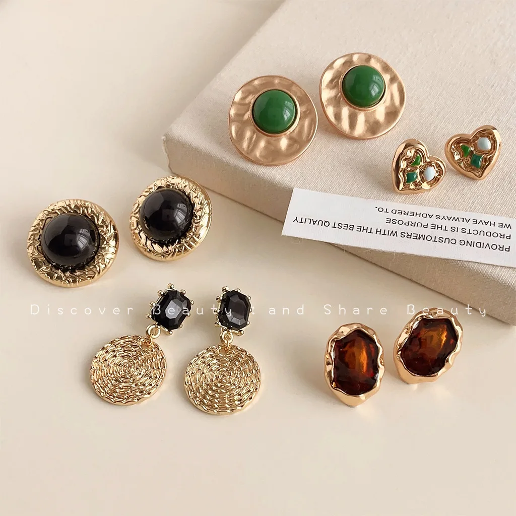 

DIY accessories Retro light luxury style round geometric earrings women's French temperament high-end earrings niche fashionable