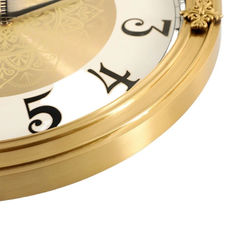 

Brass luxury wall clock, living room European-style home fashion wall-mounted light luxury villa table office large