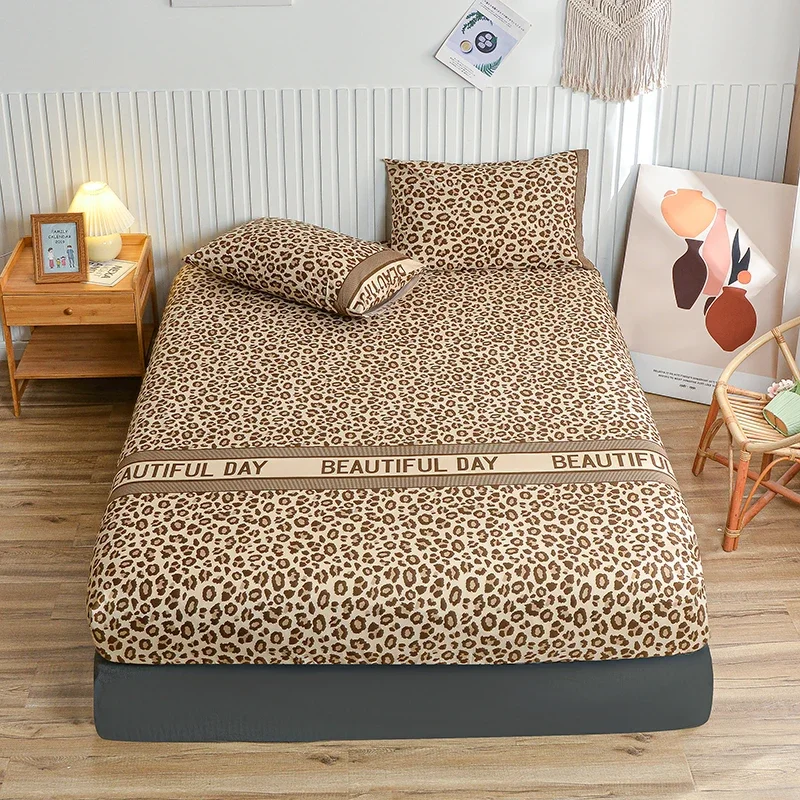 Leopard Print Fitted Sheet Wild Animal Cheetah Skin Texture Bed Cover Romantic Fashion Bed Sheet Set with 2 Pillowcase Twin King