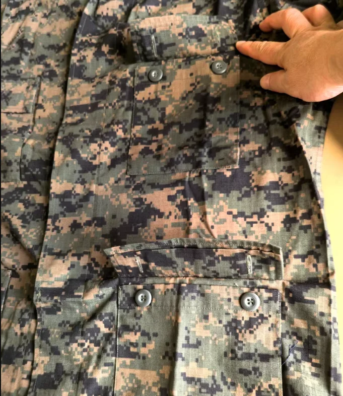 

Digital Swamp Camouflage Jacket Man Green Outdoor