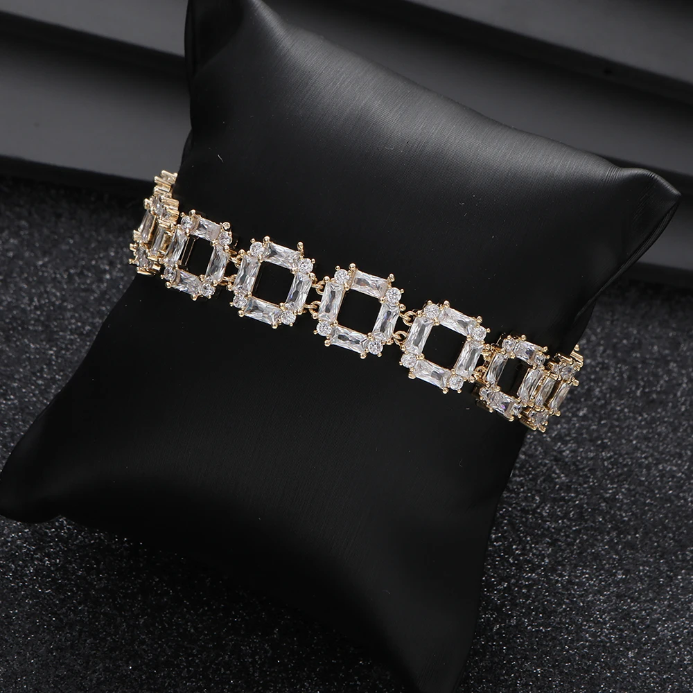 Luxury Square Bracelet Design Geometric Full Microl Zirconia Wedding Engagement Women Bangle Fashion Jewelry B116