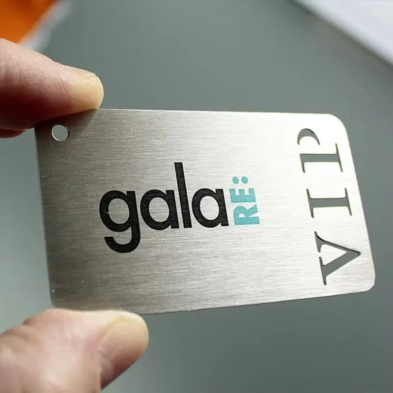 

Металлические кредитные карты MDT OC34