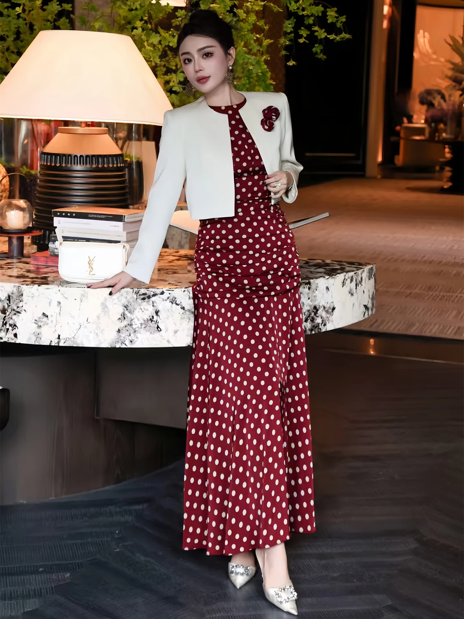 

Элитный модный костюм в горошек с коротким рукавом для женщин, новый пуловер из дышащего полиэстера, средней толщины