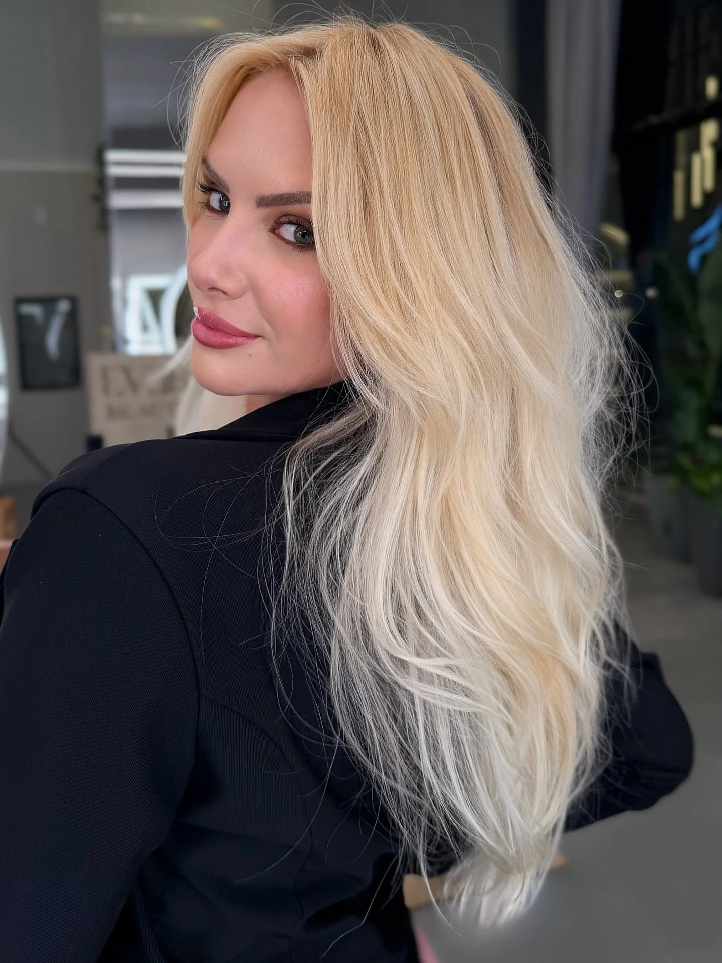 Highlight Platinum Blonde Lace Front Wig Pre-Plucked Body Wave Heat Resistant Synthetic Hair for White Women Daily Use