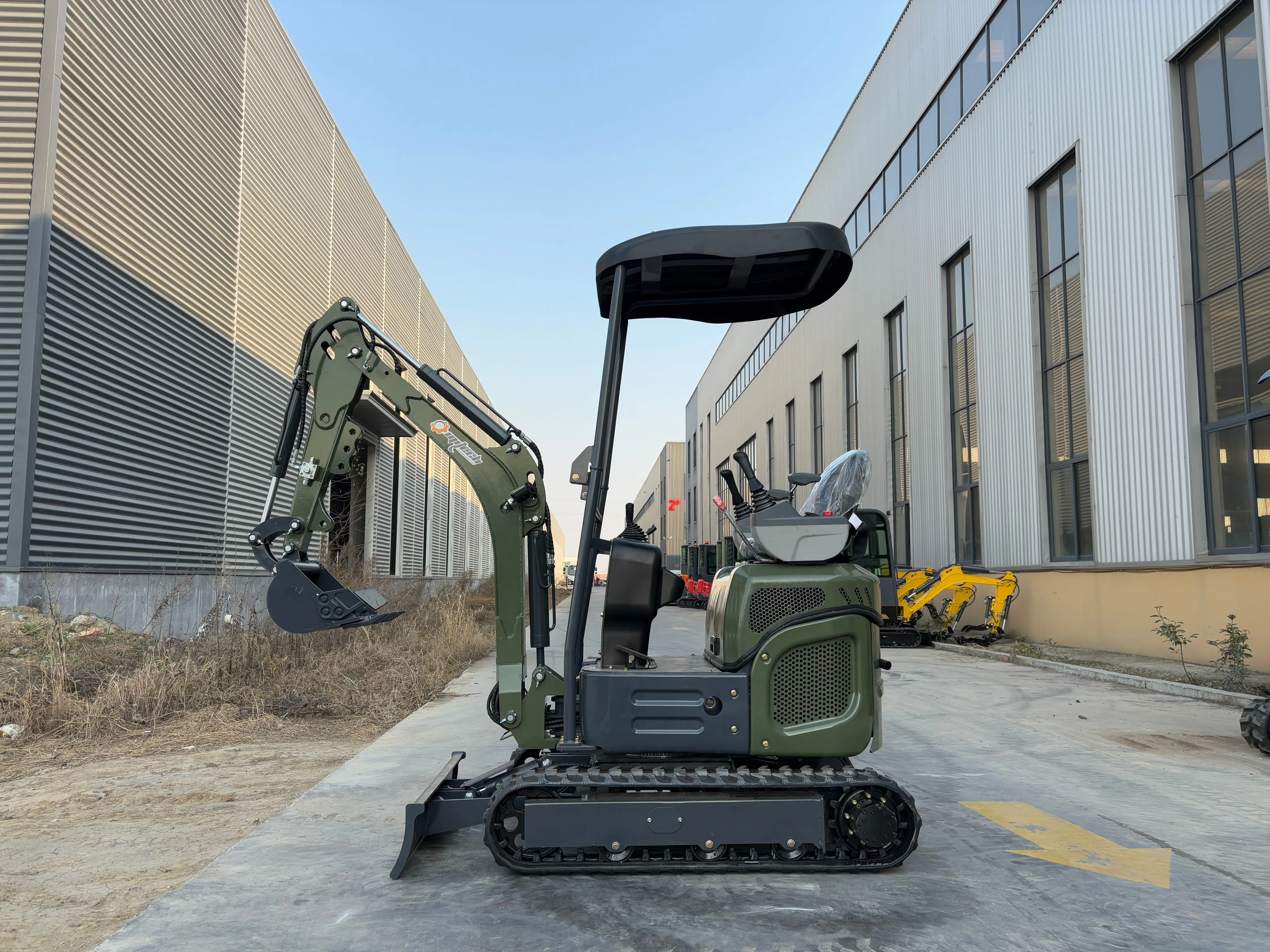 

Customized Small Mini Excavator OMI T13Pro with Extendable Chassis Practical Design for Yard Garden