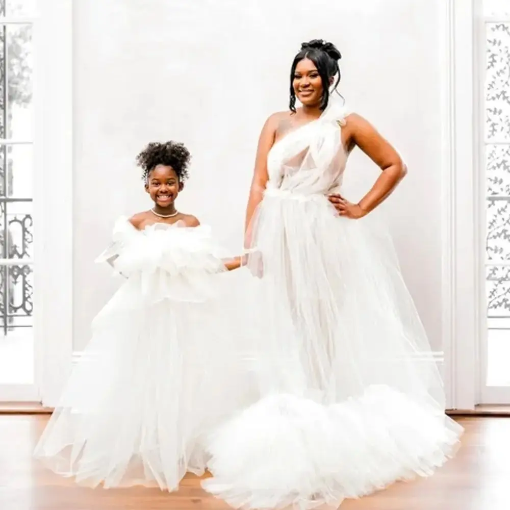 

Белые прозрачные тюлевые платья для мамы и детей, многоуровневое длинное платье с оборками длиной до пола, пышное платье «Мама и я» для дня рождения