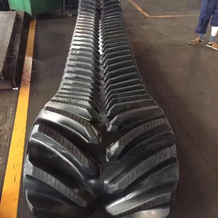 

Резиновая гусеница для строительной техники 600X179X38