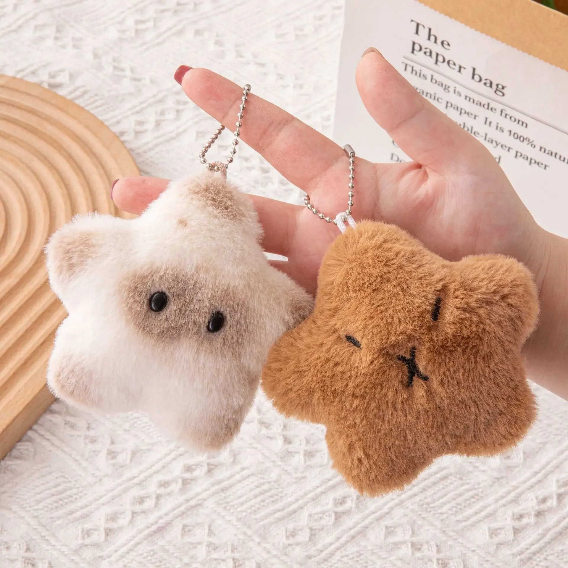 

Capybara Plush Doll Star Squeak Toy Cartoon Star Keychain Pendant Soft Stuffed Doll Backpack Car Bag Key Ring Decor Kid Gift